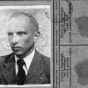 Степан Бандера.jpg